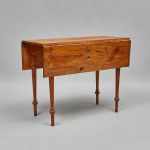 983 8337 DROP-LEAF TABLE